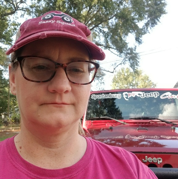 Meet your Posher, Karen - Picture 1 of 1